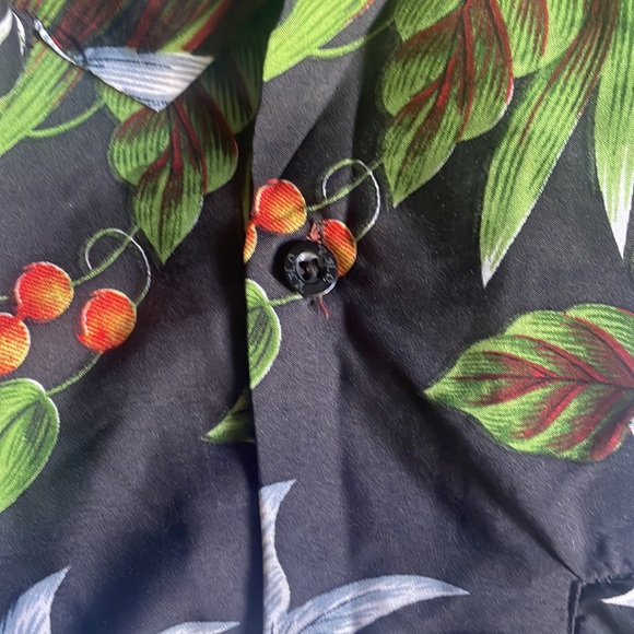 V.H.O men's short sleeve button up Hawaiian shirt parrot print size Small - Picture 7 of 7